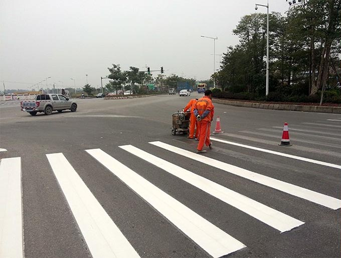 哈尔滨车位划线，道路划线，冷漆热熔划线