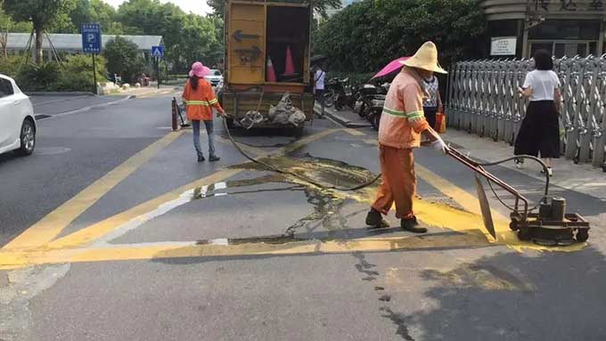 哈尔滨地面标线清理施工