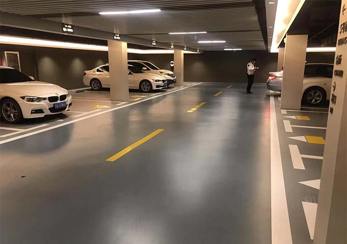哈尔滨市政道路地下停车场车位划线施工